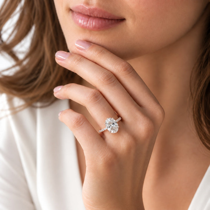 Lotus Lace Bold in 14K rose gold, on the hand