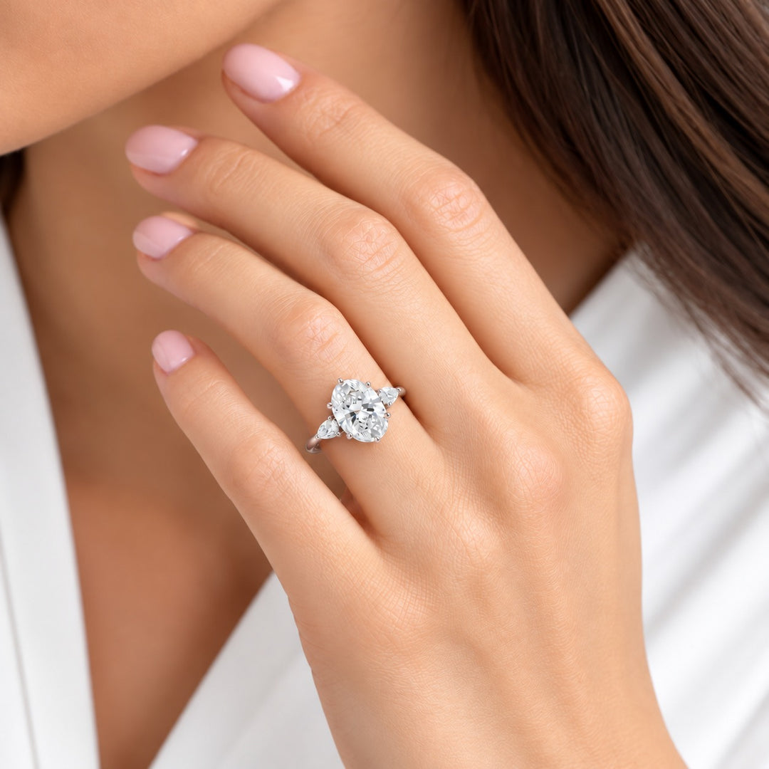 Lotus Lace Trilogy in 14K white gold, on the hand