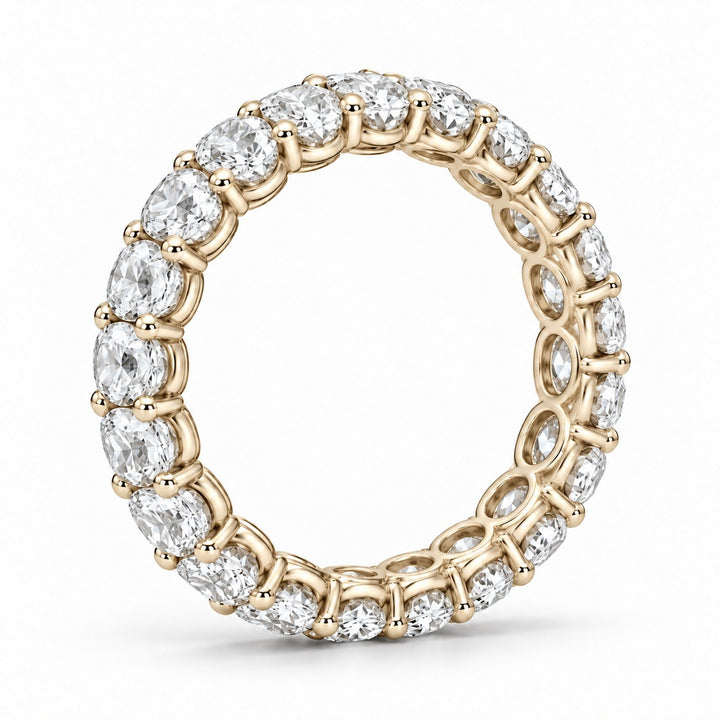 Oval lab-grown diamond eternity band, 4x3mm, 14K yellow gold, side profile