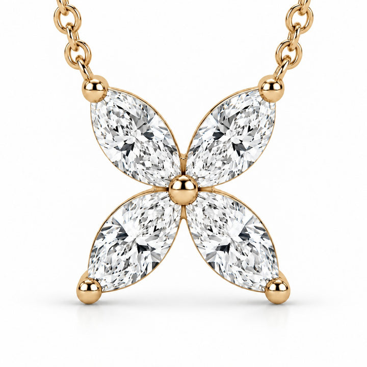 The Jardin Blossom close-up detail in 14K Yellow Gold