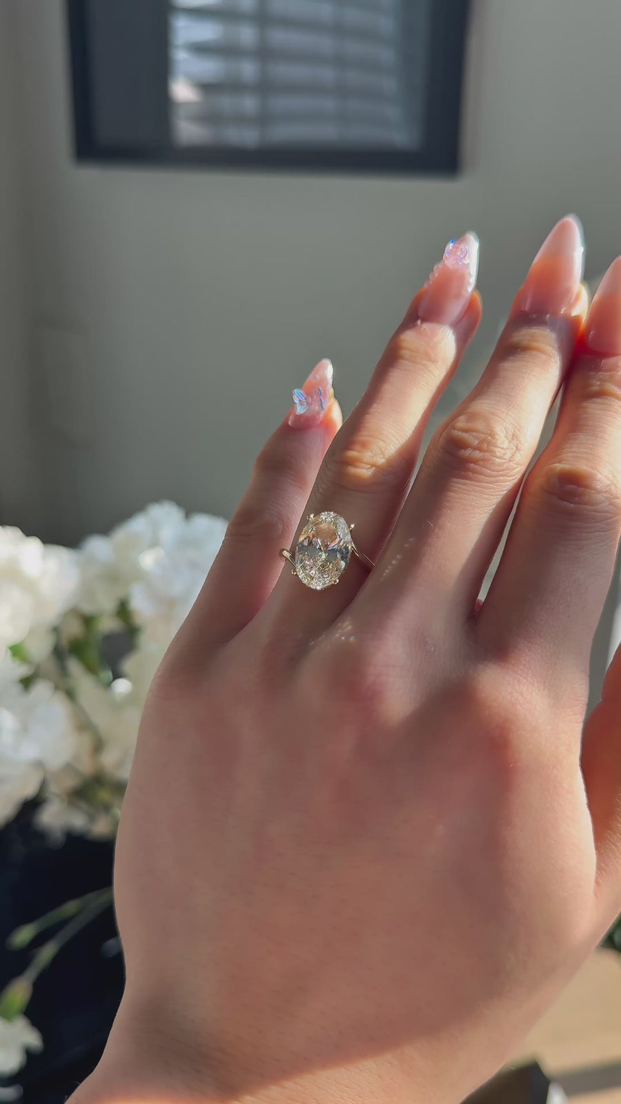 The Arcadia in 14K yellow gold — worn on the hand (far to close) [ld m=y shot=wear]