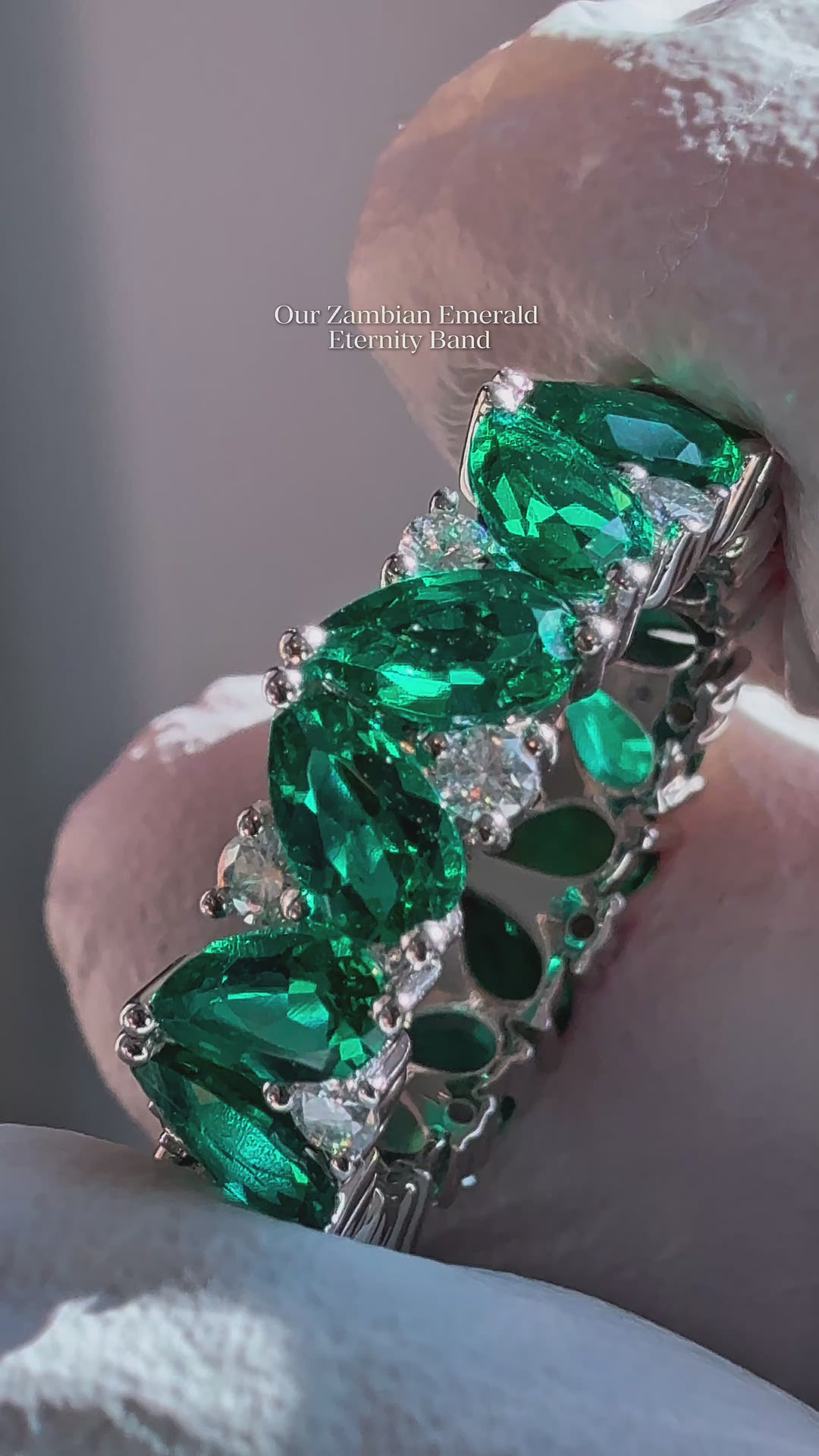 Emerald & Diamond Pear-Cut Eternity Ring in Solid Gold (4mm, 2.88ctw)