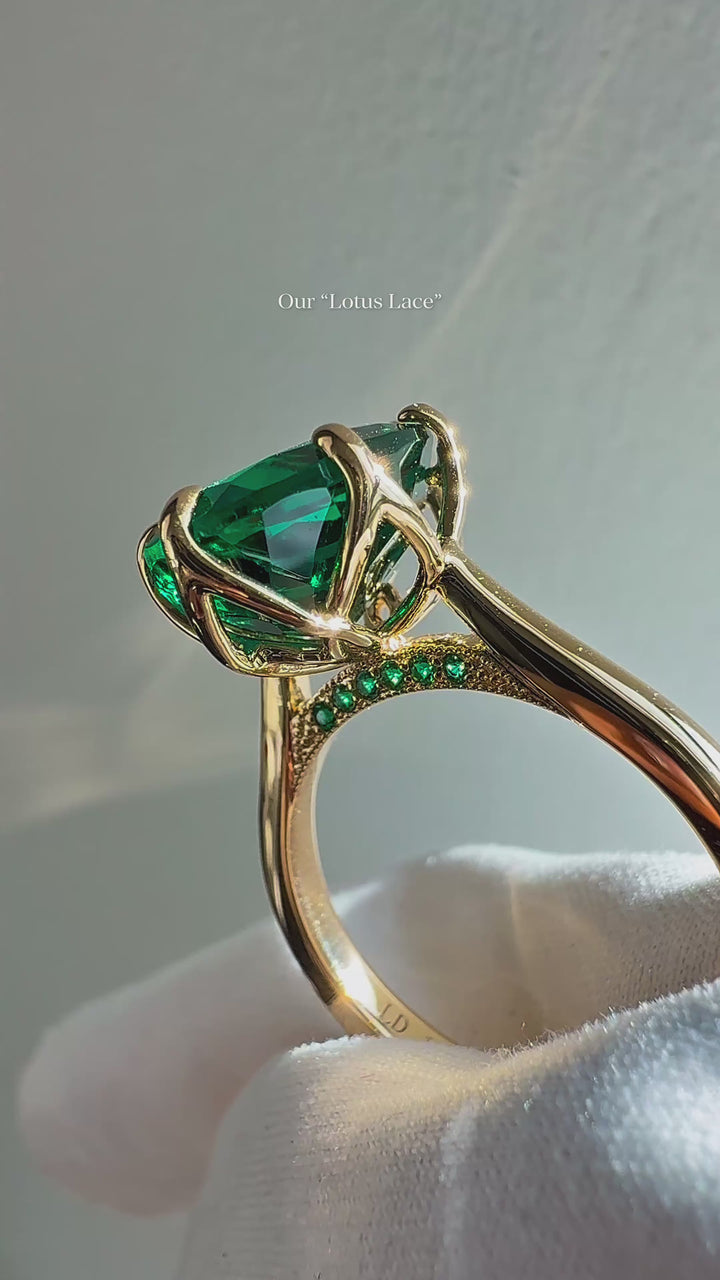 The Lotus Lace — Pear Emerald Ring (Petal Setting)