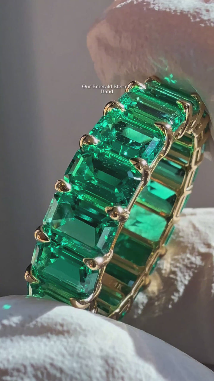 Colombian Emerald Eternity Band (6mm, 8.8ctw)