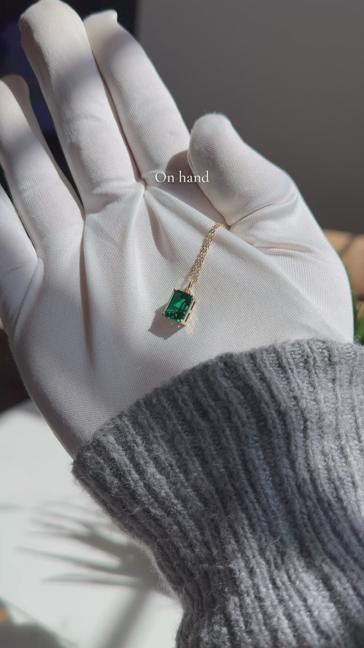7x9mm, 2.00ct Lab-Grown Zambian Emerald Pendant Necklace