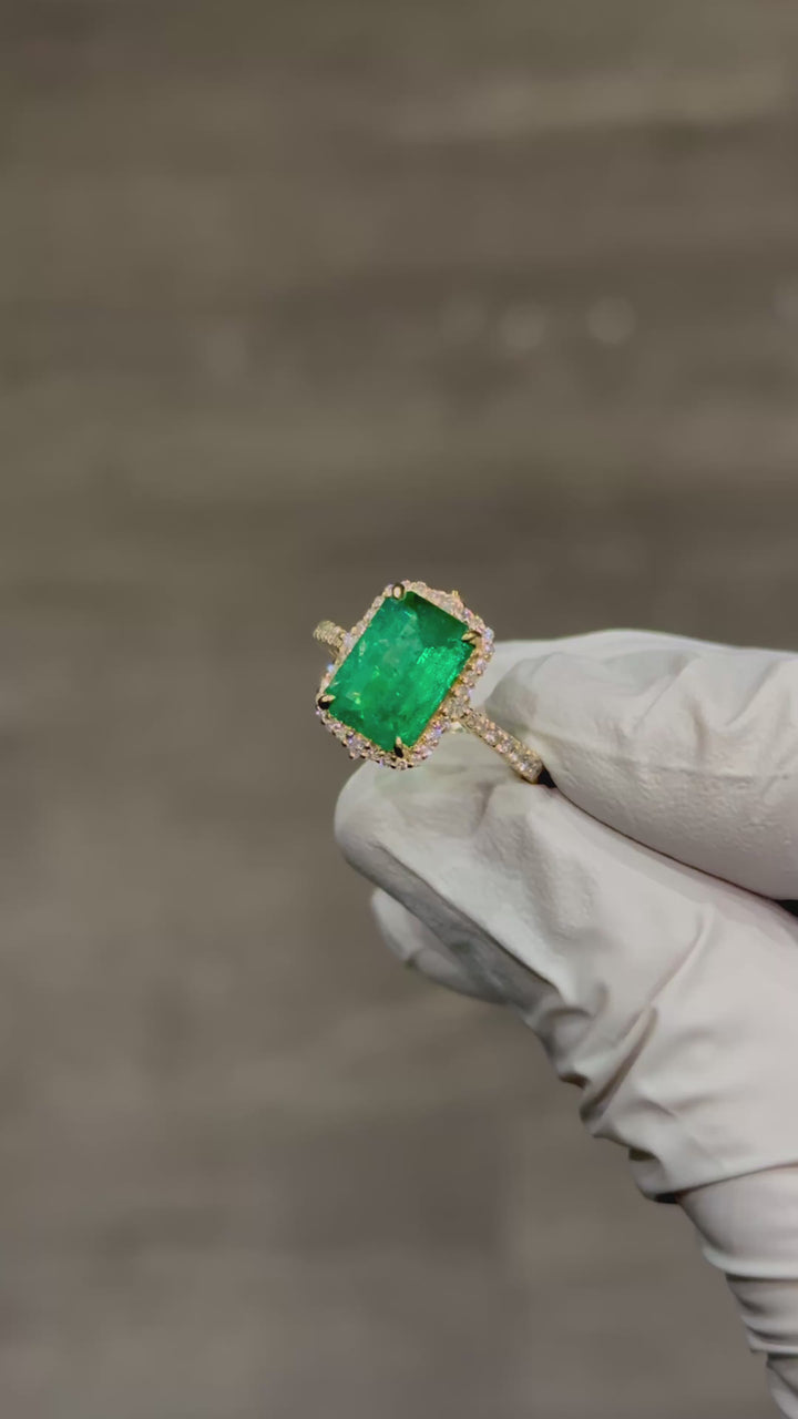 Customized™ 7.5x10.5mm, 2.85ct Natural Zambian Emerald with Natural Diamonds Ring in 18K Solid Yellow Gold