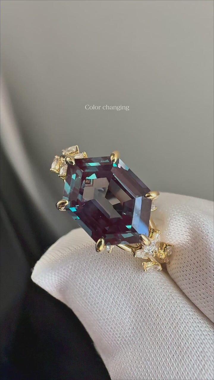 The Verbena — Dutch Marquise Alexandrite Garden Ring