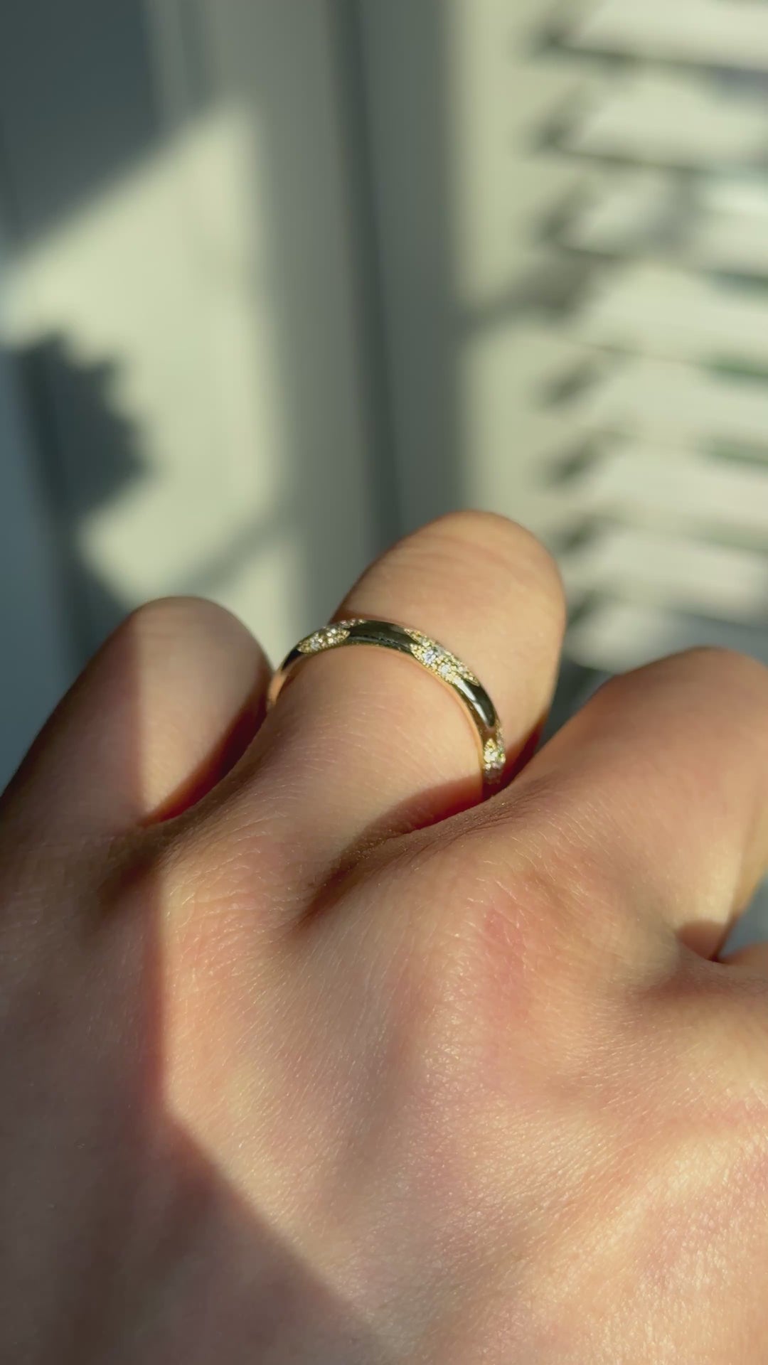 The Aveline — 3mm Diamond Accent Band (0.11ctw)