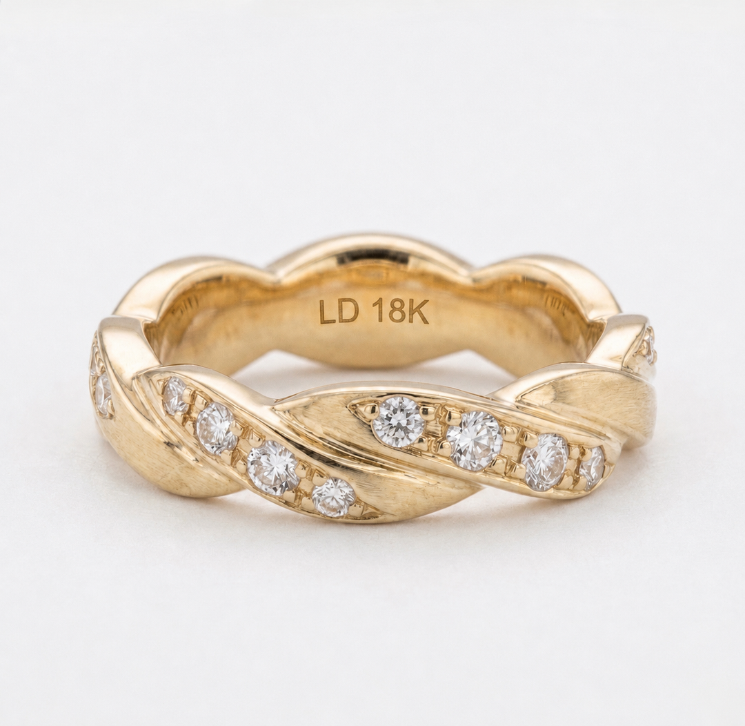 The Vine Twist — 5mm Diamond Wedding Band