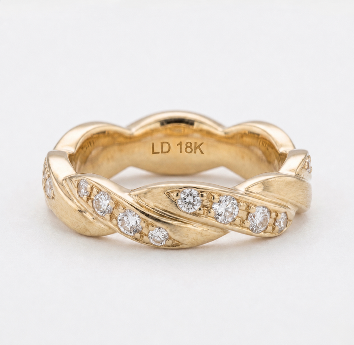 The Vine Twist — 5mm Diamond Wedding Band