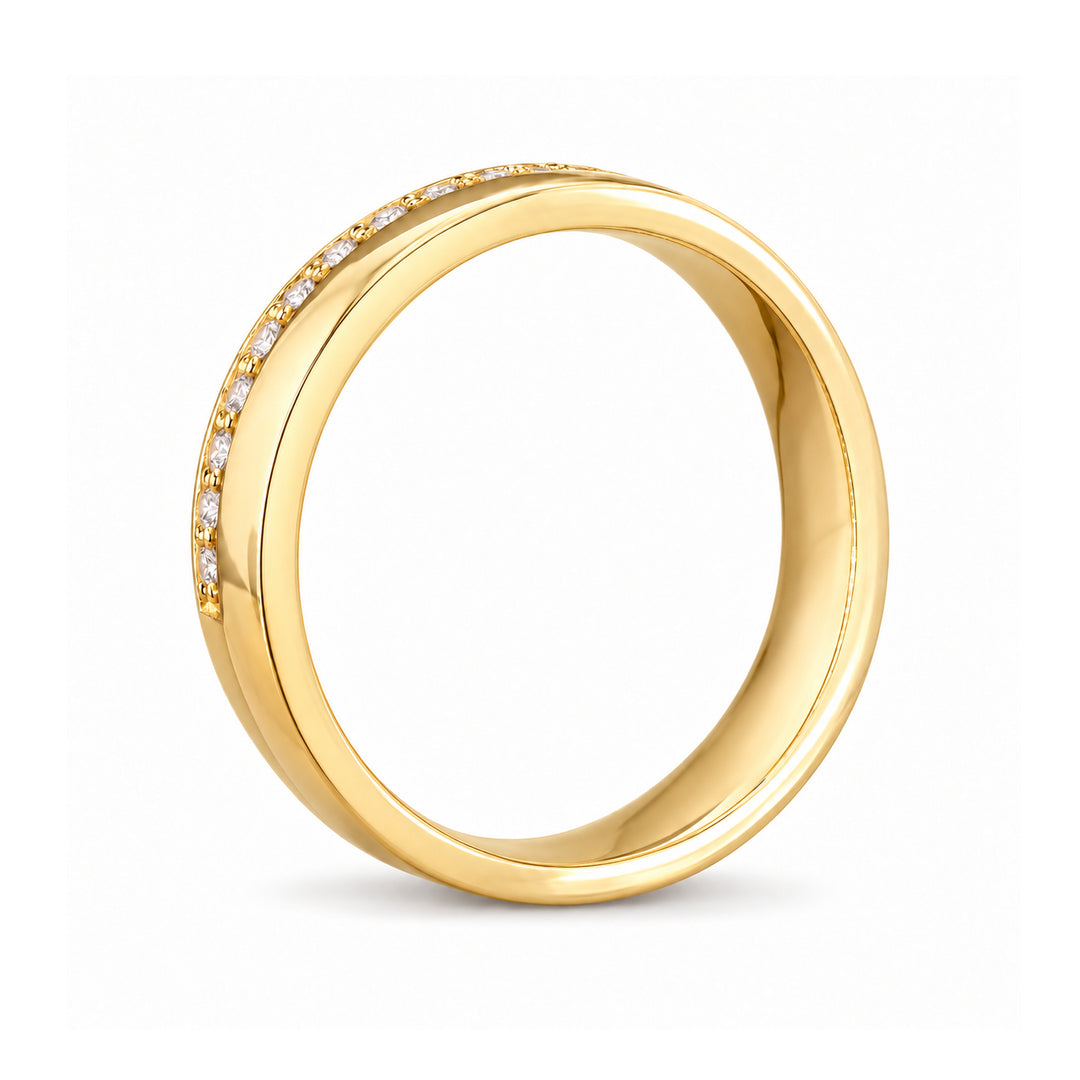 5mm Diamond Accent Band Ring in yellow gold, profile view